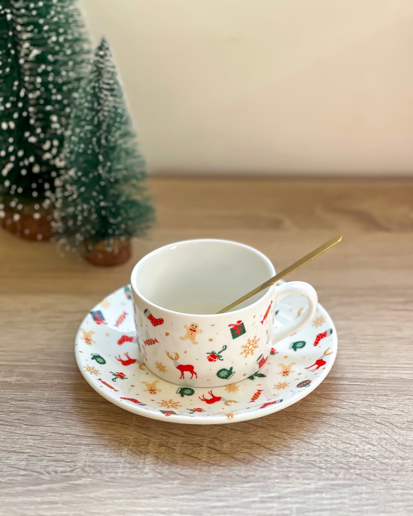 Christmas Tea Cup With Saucer & Gold Spoon