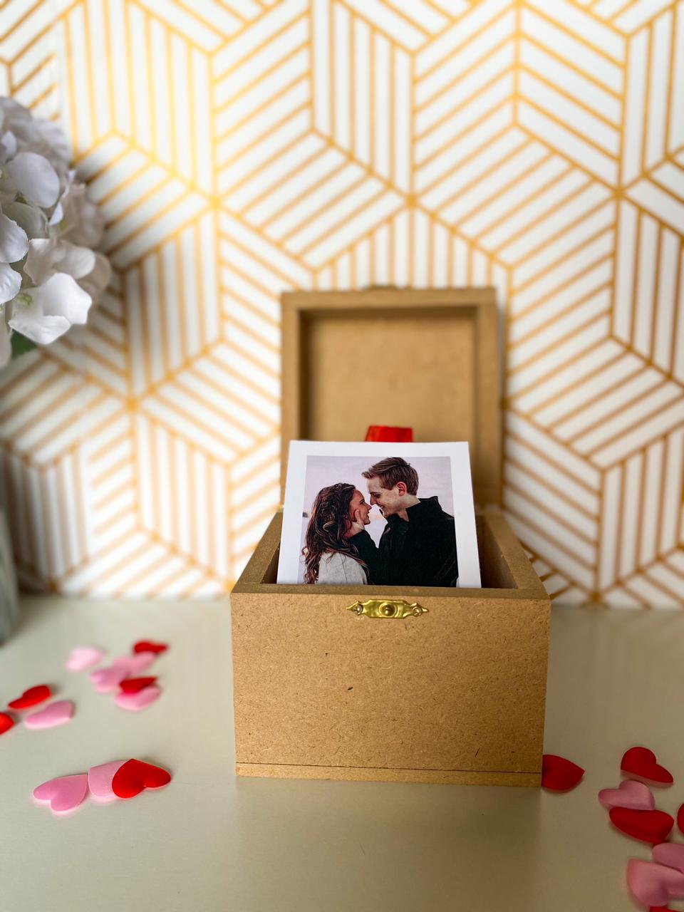 Pull Out Photo Box