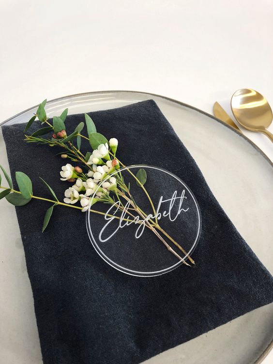 Clear Wedding Place Setting -  Round