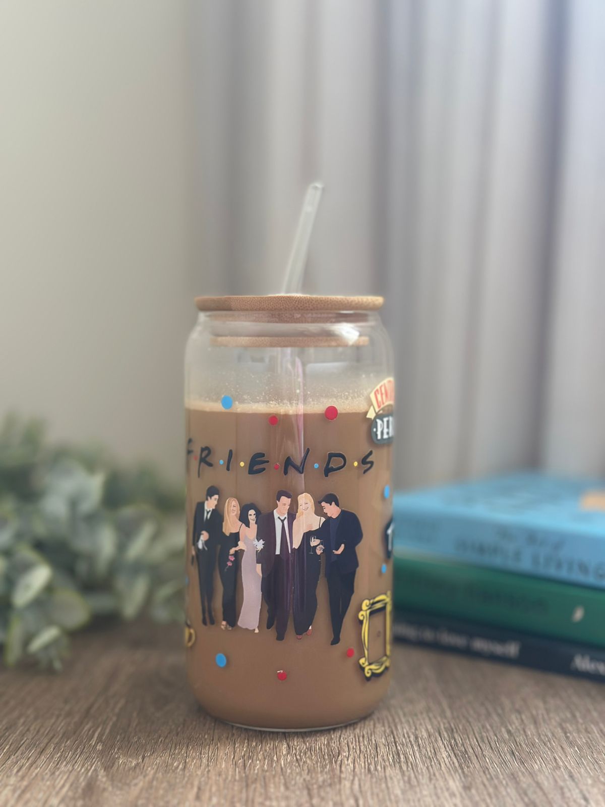 Friends Glass Cup With Straw