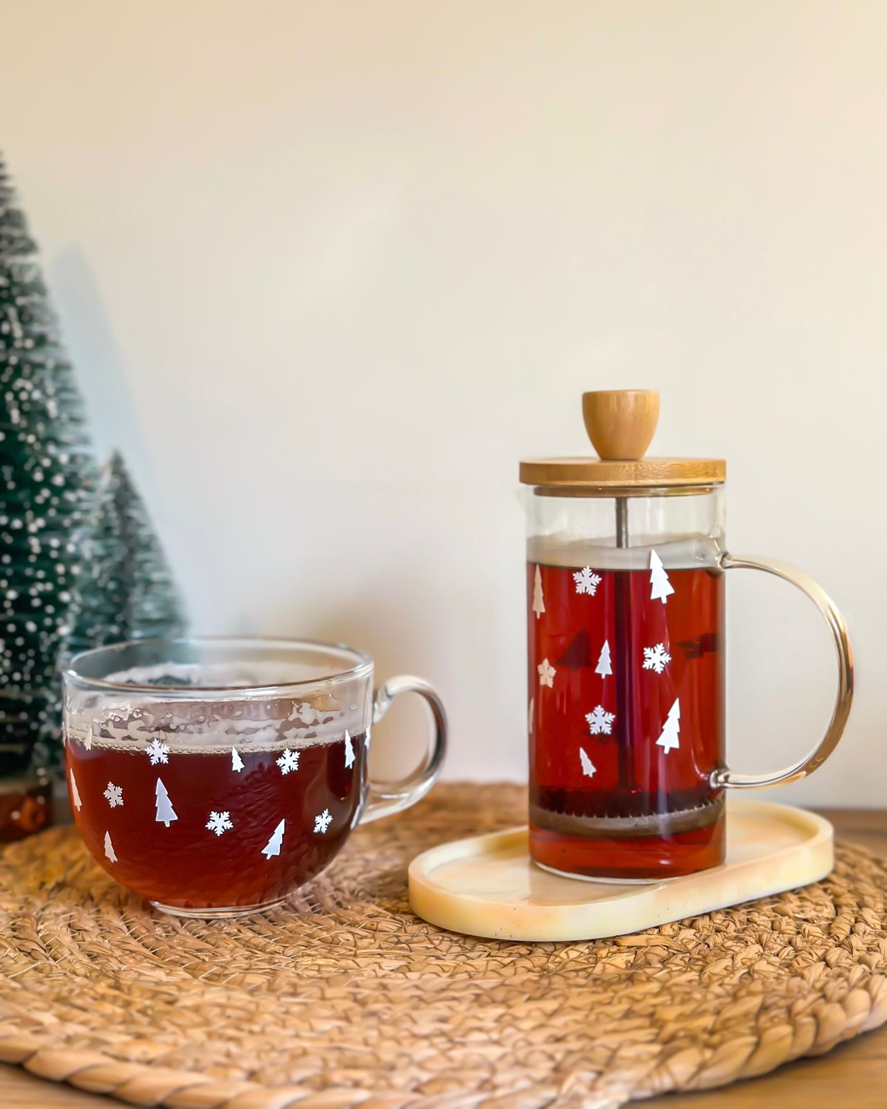 "Snowy Cheer" Premium Glass French Press & Glass Cup